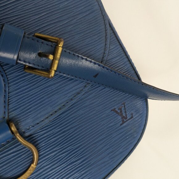 Louis Vuitton Epi Saint Cloud GM Purse - Picture 10 of 17